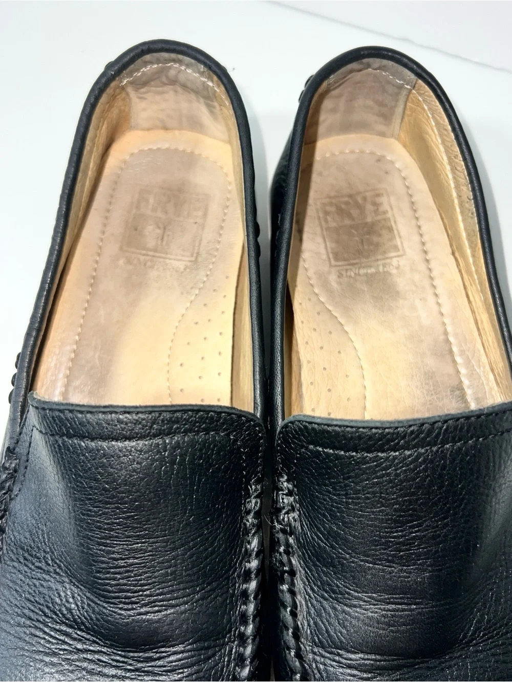 Frye Lewis Venetian Black Leather Driving Loafers Men’s 10.5 Slip On Moccasins